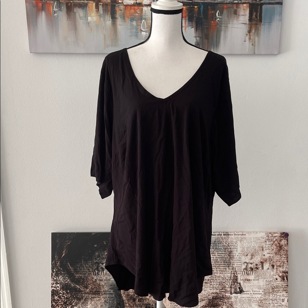 Torrid black challis v neck top size 3 3X